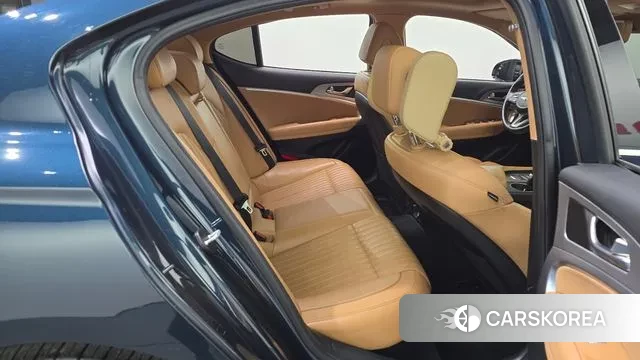 Genesis The New G70 2021 Синий из Кореи, фото 3