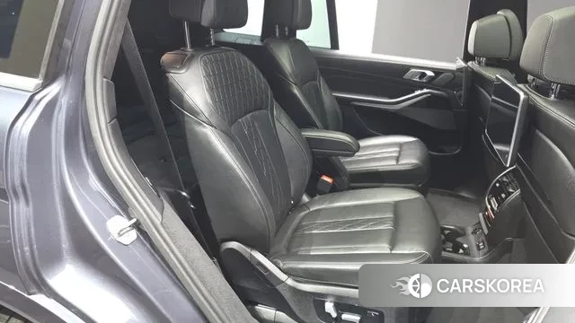 BMW X7 (G07) 2020 Серый из Кореи, фото 3