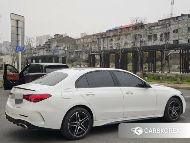 Mercedes-Benz Class C 2023 Белый из Китая, фото 3