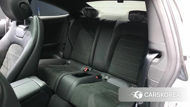 Mercedes-Benz C-Class W205 2022 Белый из Кореи, фото 3