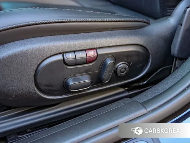 Mini Cooper S Clubman 2022 Черный из Кореи, фото 3