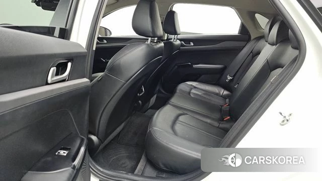 Kia K5 3rd generation 2021 Белый из Кореи, фото 3