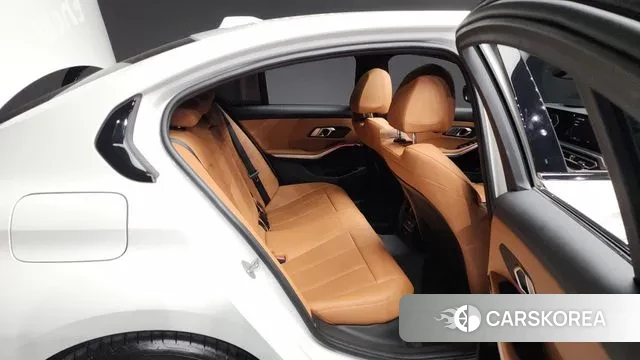 BMW 3 Series (G20) 2022 Белый из Кореи, фото 3