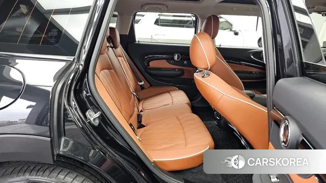 Mini Cooper S Clubman 2023 Черный из Кореи, фото 3