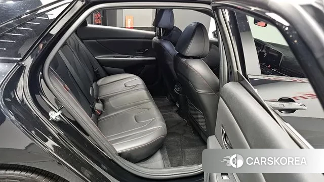 Hyundai The New Avante (CN7) 2024 Черный из Кореи, фото 3