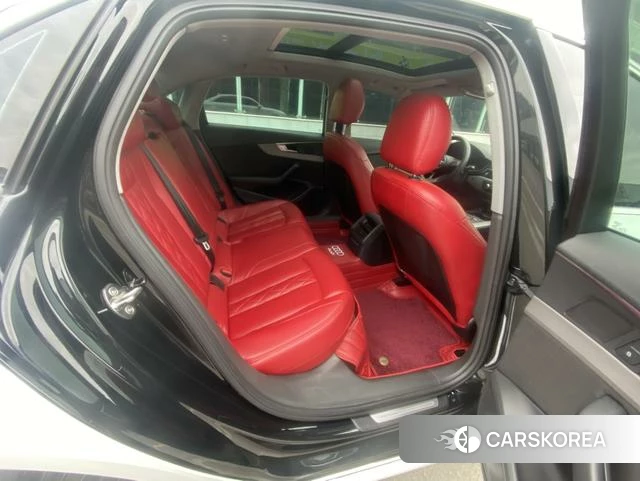 Audi A4L 2019 Белый из Китая, фото 3