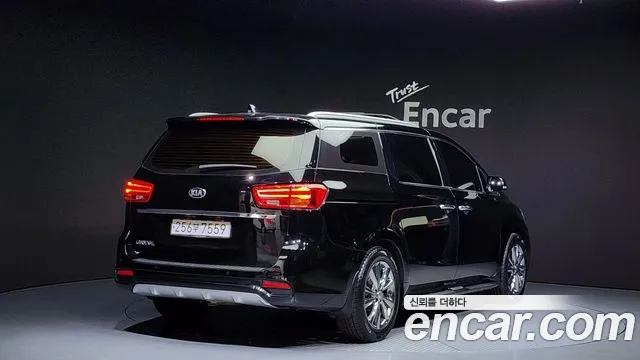 Kia The New Carnival id 2694211 из Кореи 3