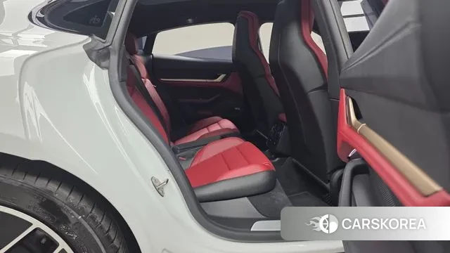 Porsche Taycan 2022 Белый из Кореи, фото 3