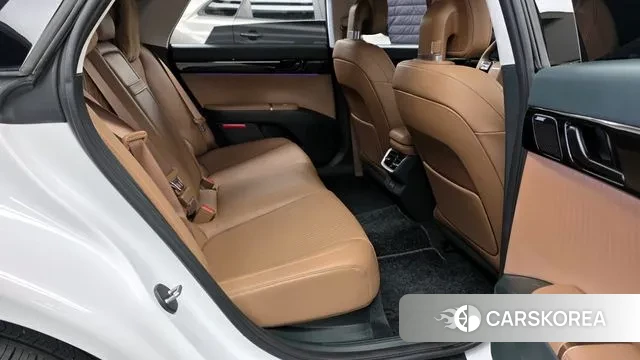 Hyundai Grandeur (GN7) 2023 Белый из Кореи, фото 3