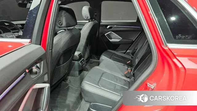 Audi Q3 (F3) 2020 Красный из Кореи, фото 3