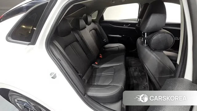 Kia The New K5 3rd generation 2024 Белый из Кореи, фото 3