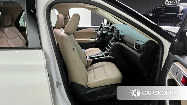 Ford Explorer 6th Generation 2021 Белый из Кореи, фото 3