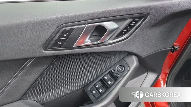 BMW 1 Series (F40) 2021 Оранжевый из Кореи, фото 3