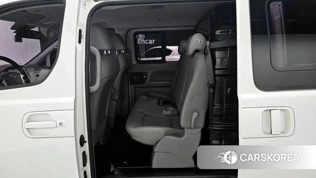 Hyundai The New Grand Starex 2019 Белый из Кореи, фото 3