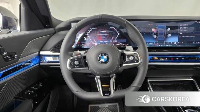 BMW 7 Series (G70) 2025 Черный из Кореи, фото 3