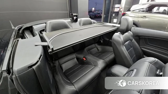 Ford Mustang 2022 Черный из Кореи, фото 3