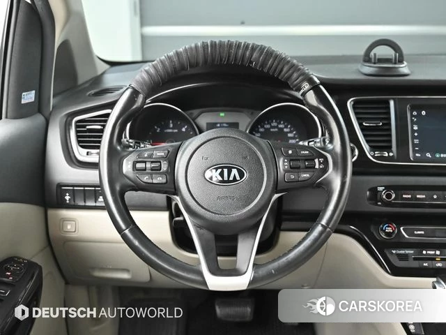 Kia The New Carnival 2018 Белый из Кореи, фото 3