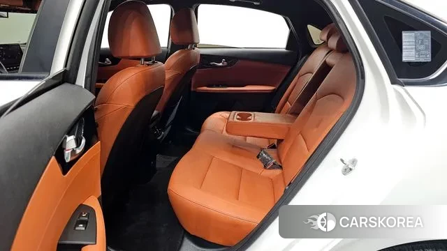 Kia The New K3 2nd generation 2021 Белый из Кореи, фото 3