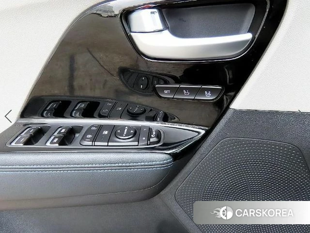 Kia Niro 2018 Белый из Кореи, фото 3