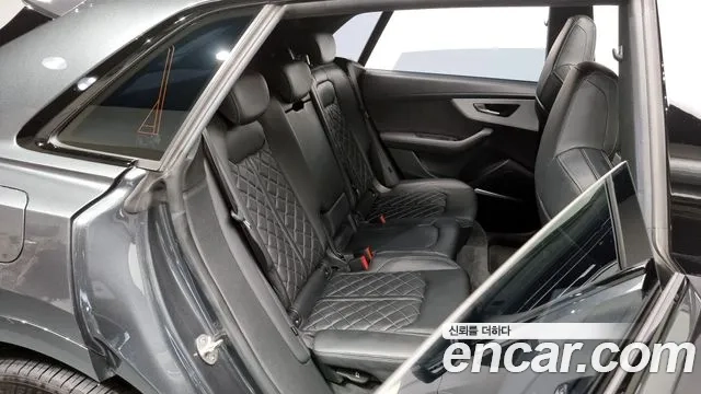 Audi Q8 (4M) 2022 Серый из Кореи, фото 3