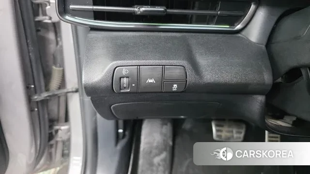 Hyundai Avante (CN7) 2022 Серебристо-серый из Кореи, фото 3