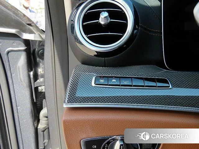 Mercedes-Benz E-Class W213 2019 Серый из Кореи, фото 3