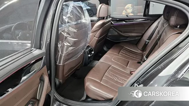 BMW 5 Series (G30) 2022 Серый из Кореи, фото 3