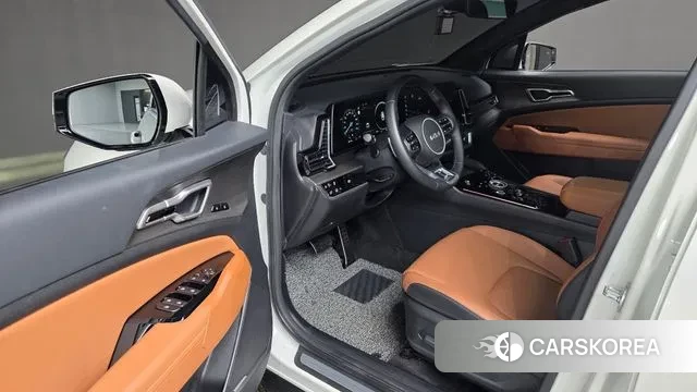 Kia Sportage 5th Generation Hybrid 2024 Белый из Кореи, фото 3