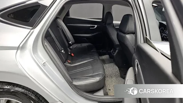 Hyundai Sonata (DN8) 2023 Серебристо-серый из Кореи, фото 3