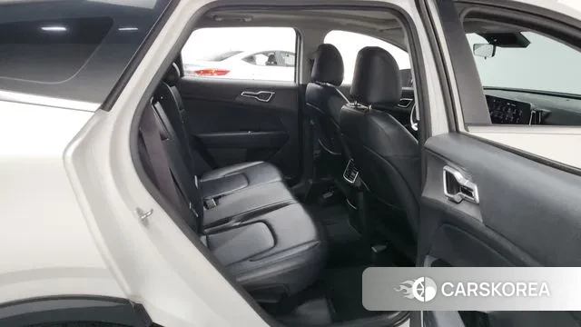 Kia Sportage 5th Generation 2021 Белый из Кореи, фото 3