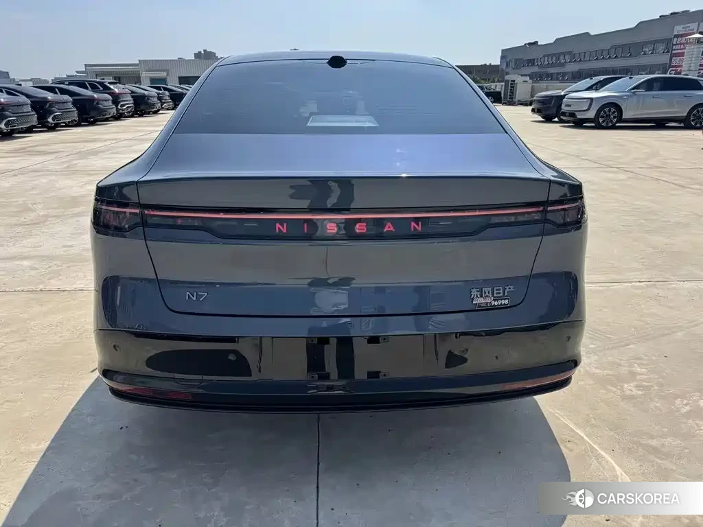 Nissan N7 2025 Синий из Китая, фото 3
