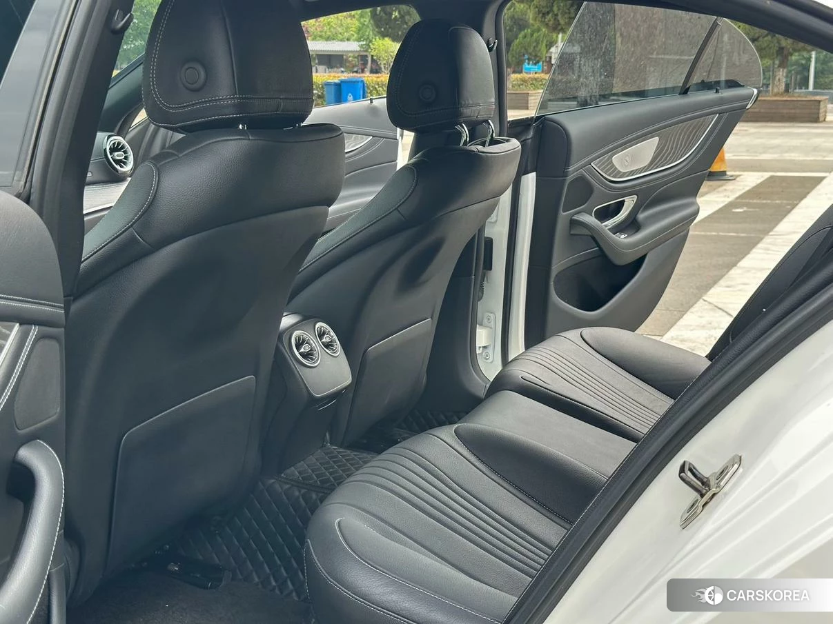 Mercedes-Benz CLS 2020 Белый из Китая, фото 3