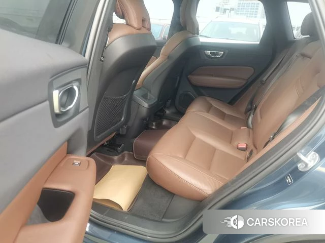 Volvo XC60 2023 Синий из Китая, фото 3