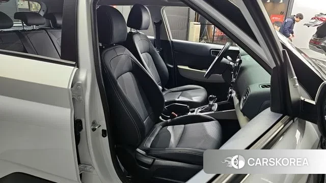 Hyundai Venue 2021 Белый из Кореи, фото 3