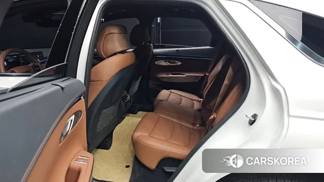 Genesis GV70 2024 Белый из Кореи, фото 3