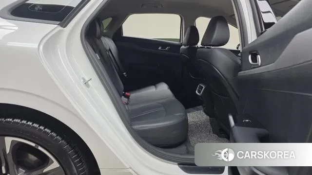 Kia K5 3rd generation 2022 Белый из Кореи, фото 3