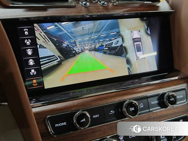 Bentley Bentayga 2023 Оранжевый из Кореи, фото 3