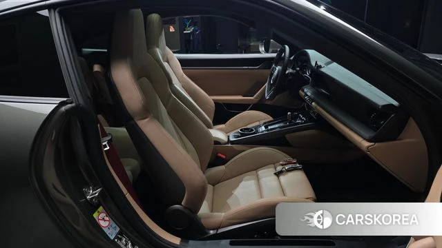 Porsche 911(992) 2021 Серый из Кореи, фото 3