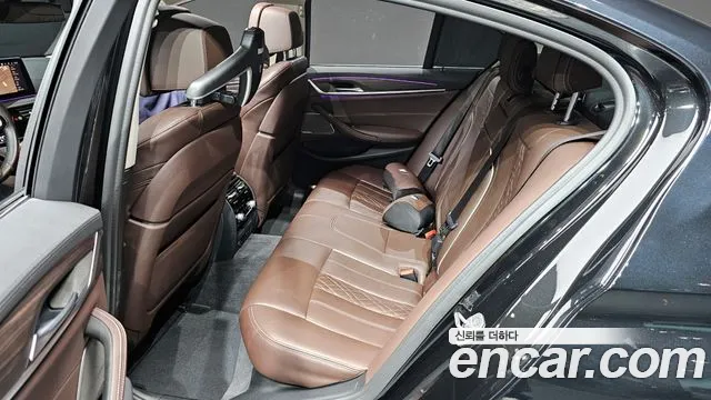 BMW 5 Series (G30) 2021 Черный из Кореи, фото 3