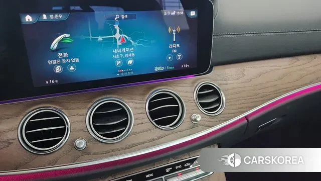 Mercedes-Benz E-Class W213 2022 Белый из Кореи, фото 3