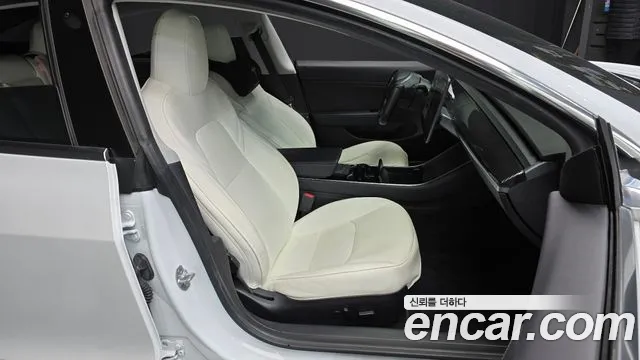 Tesla Model 3 2020 Белый из Кореи, фото 3