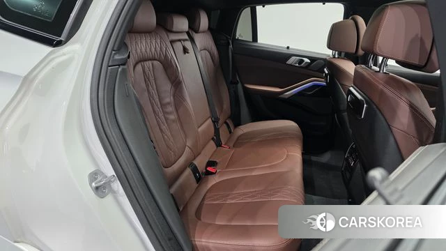 BMW X6 (G06) 2024 Белый из Кореи, фото 3