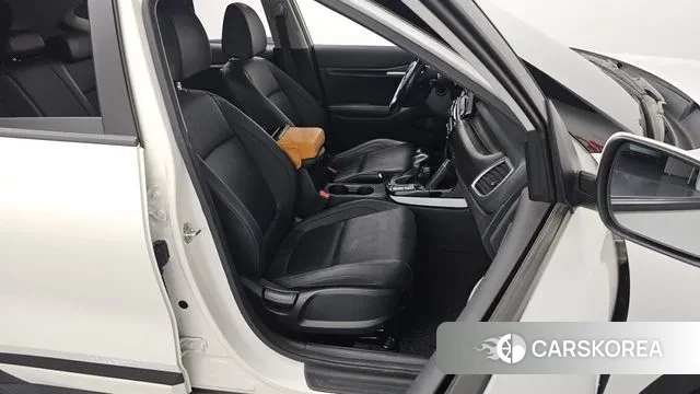 Kia Seltos 2019 Белый из Кореи, фото 3