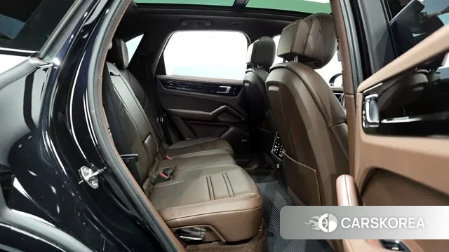 Porsche Cayenne (PO536) id 3483879 из Кореи 3