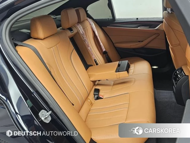 BMW 5 Series (G30) 2023 Черный из Кореи, фото 3