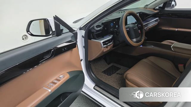 Hyundai Grandeur Hybrid (GN7) 2024 Белый из Кореи, фото 3