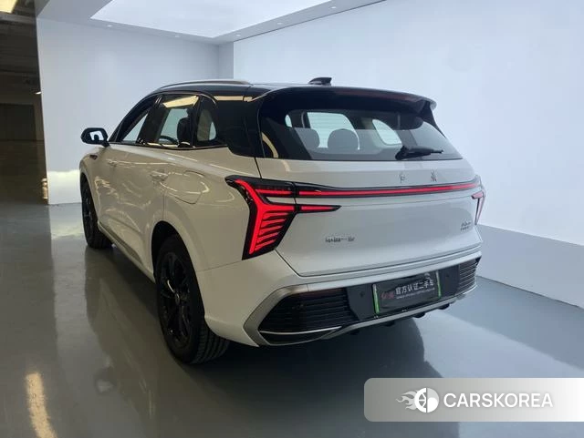 Red flag HS3 PHEV 2025 Белый из Китая, фото 3
