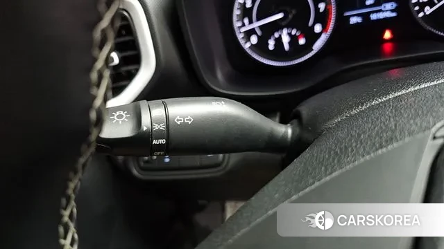 Hyundai Venue 2020 Серый из Кореи, фото 3