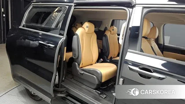 Kia Carnival 4th generation 2022 Черный из Кореи, фото 3