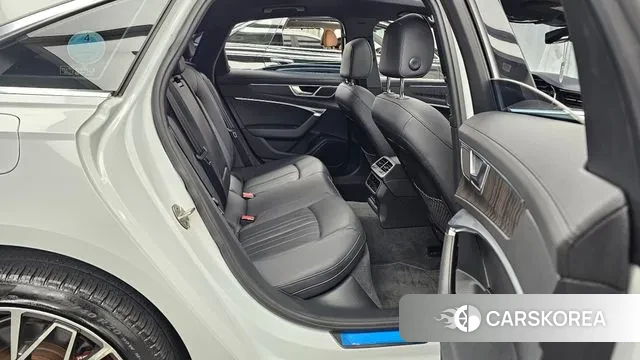 Audi A6 (C8) 2021 Белый из Кореи, фото 3